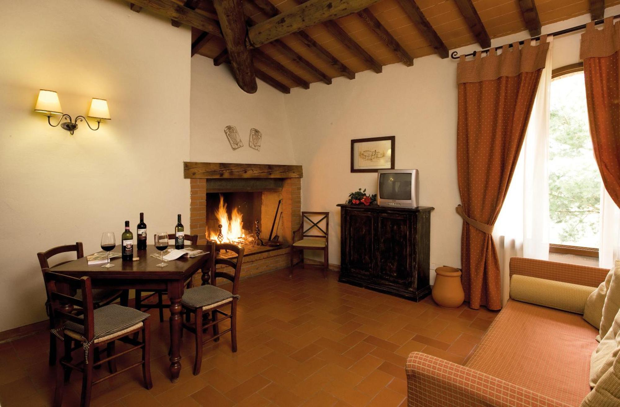 Agriturismo Antico Borgo Poggitazzi Loro Ciuffenna Quarto foto